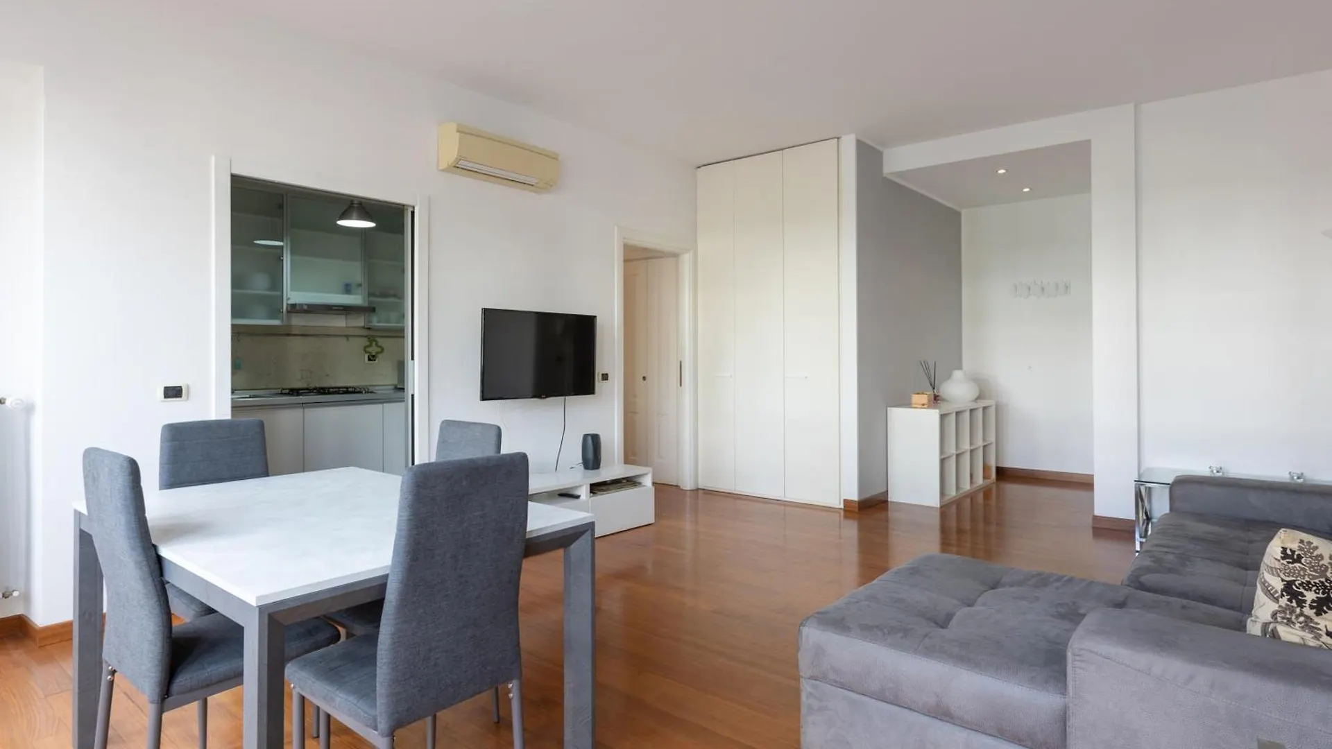 Appartamento Ampio Bilocale City Life - Mirable Pm Milano Italia